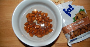nussmilch-mandelmilch-selber-machen-rezept33
